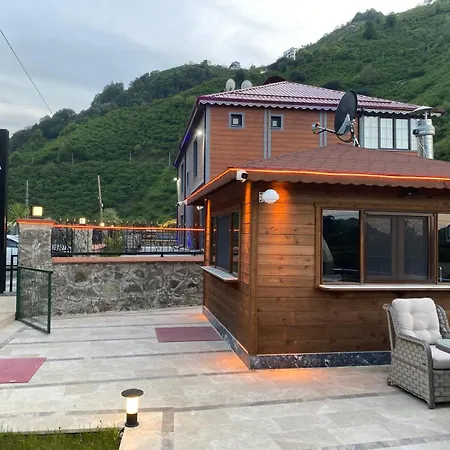 מלון Lidzo Butik *